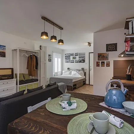 Acquarium By Wonderful Italy * ג'נובה